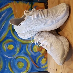 New Balance Fresh Foam 1080 sneakers
